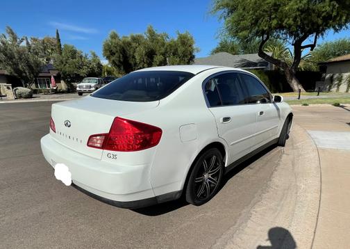 Photo 3 of 16 of 2003 INFINITI G35 Base